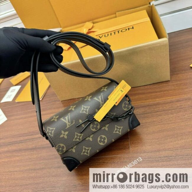 LV M83613 Steamer Wearable Wallet