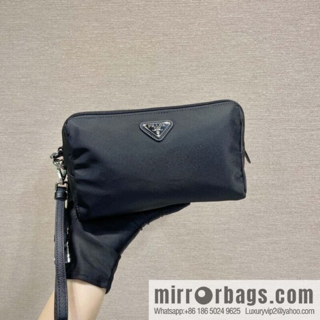 PRADA 🎉 new handbag 🎉 1NS693 Platinum hardware