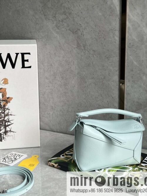 wsxc1715262794861_0-800x800fwpow2mmp1y203303_20250709060519.jpg LOEWE new practice mini puzzle geometric bag 18CM 0680