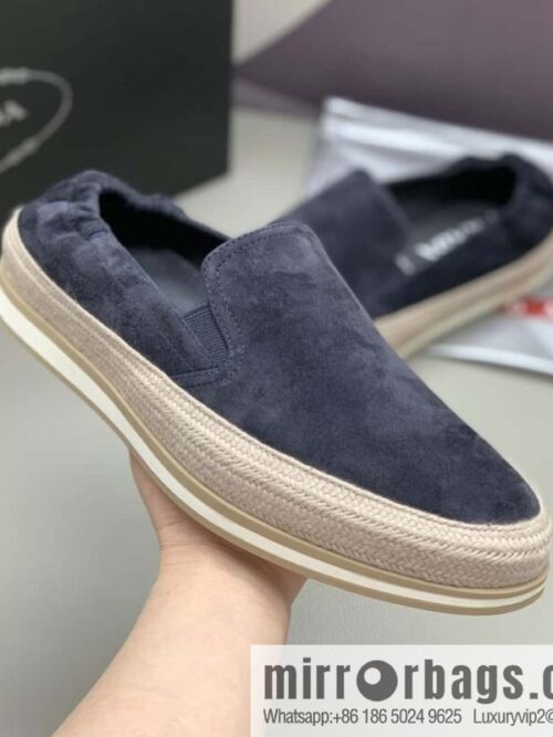 wsxc1715263651786_4-800x800dy0vetsf13y98195_20250702031713.jpg PRADA 💁🏻♂️ men\'s loafers
