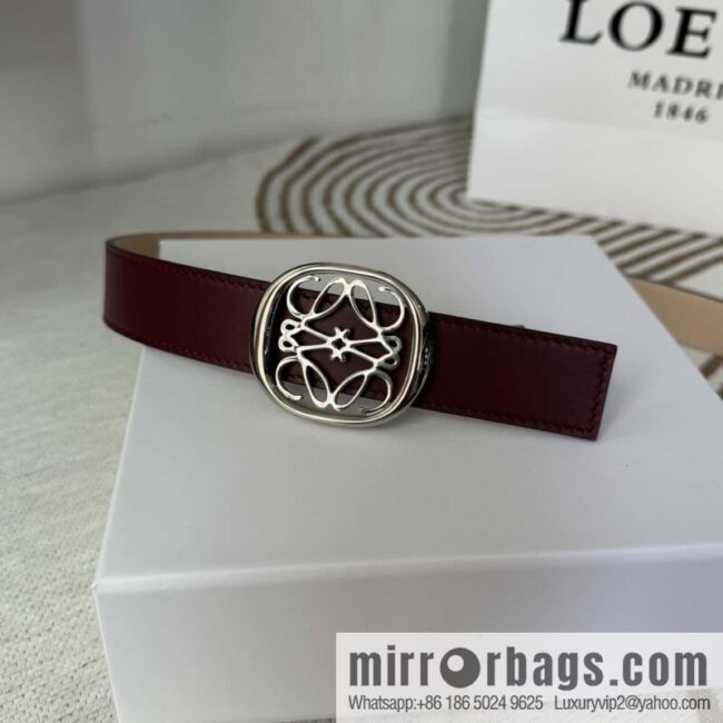 LOEWE Luo Yiwei\'s new belt smooth cow leather double-sided belt 2.8CM.