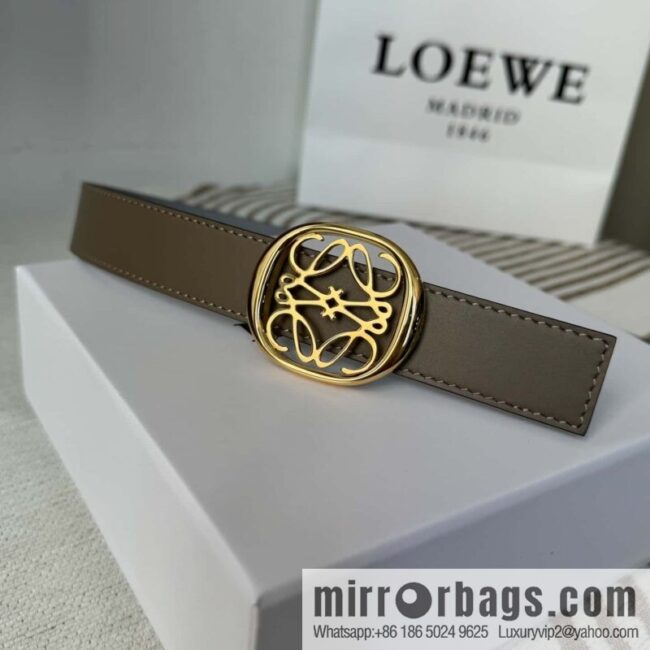 LOEWE Luo Yiwei\'s new belt smooth cow leather double-sided belt 2.8CM.