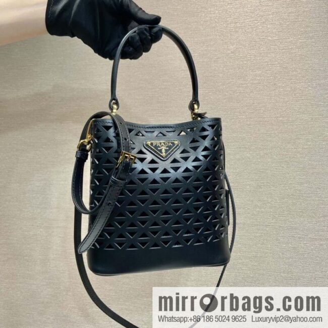 PRADA 🎉 cut-out bucket bag 🎉 1BA217 cut-out black