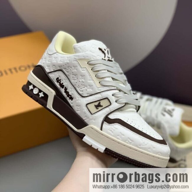 LV 🆕 couple sports running shoes