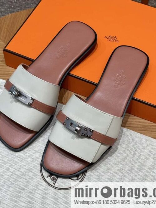 wsxc1715965824104_0-800x800dl1oy32tojj89316_20250701233230.jpg Hermès 183Kelly tow sandals Gigi plain weave/Swift milkshake white/ck10/Craie/Nude pink