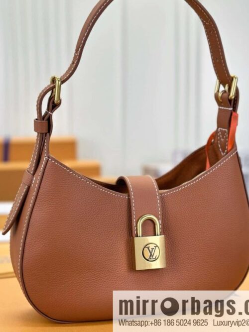 wsxc1716396298996_0-800x800xddcsampidj199622_20250709042658.jpg LV M24885 LOW KEY SHOULDER BAG