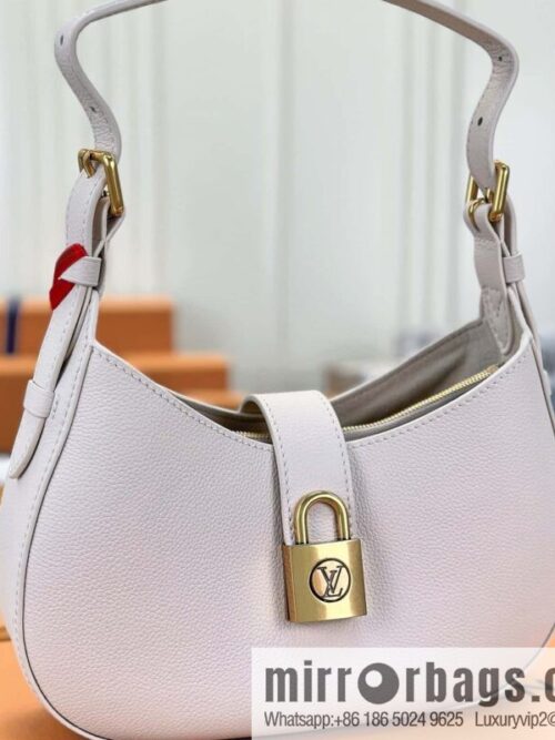 wsxc1716398552881_0-800x8001tmjj254cot199594_20250709042612.jpg LV M24990 LOW KEY SHOULDER BAG