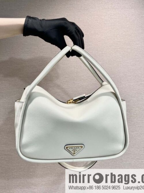 wsxc1716563769754_0-800x800fxtoyir2sme199400_20250709042100.jpg PRADA 🎉 New 🎉 1BA451 🎉🎉 White