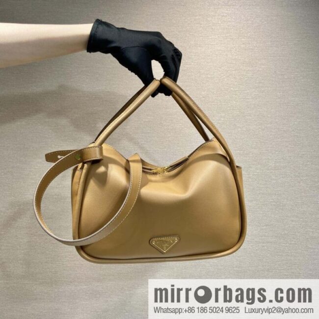 PRADA 🎉 new 🎉 1BA451 🎉🎉 brown