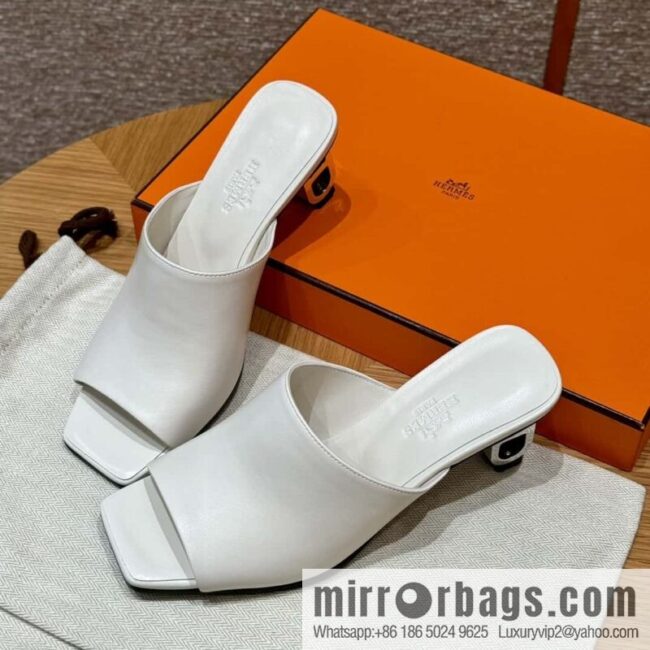 wsxc1717000752402_0-800x800qny035ct5kr88743_20250701231655.jpg Hermès 122 lconique 60 sandals, pure white/01/Blanc calfskin/Nappa