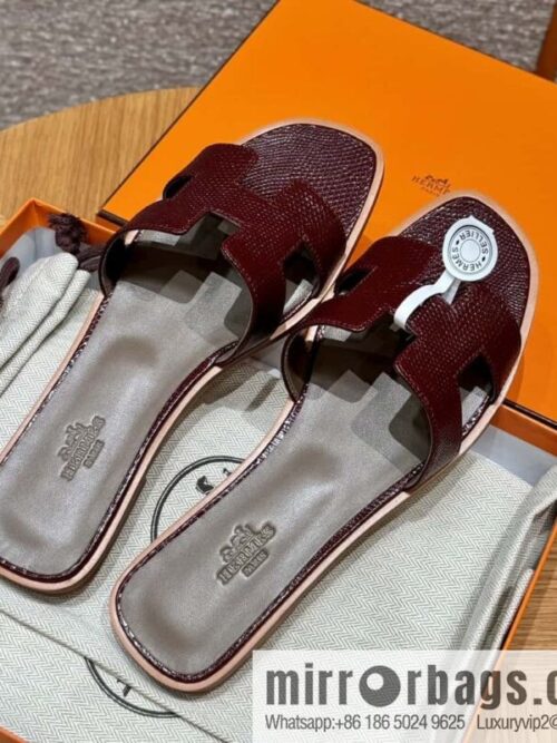 wsxc1717002005343_0-800x800fee2q2galtp80279_20250701184821.jpg Hermès 181 Oran Sandals, Saddle Red/OG/Rouge Sellier Lizard 🦎/Lizard