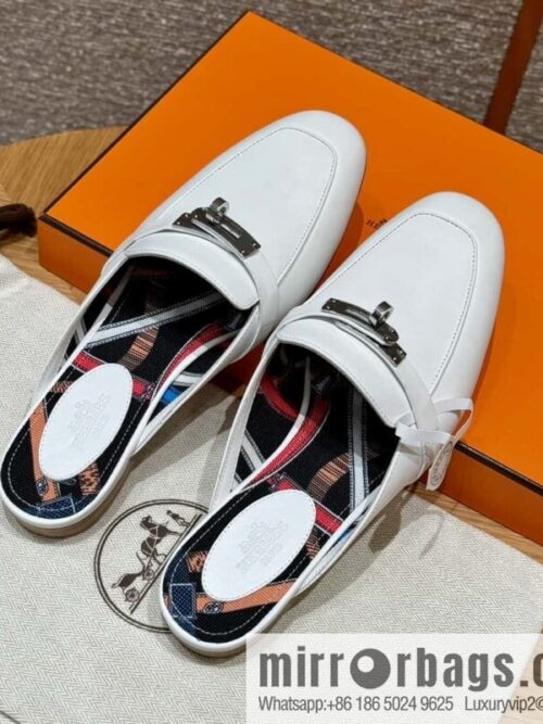wsxc1717002610036_0-800x800ytg1vcwt13u80177_20250701184532.jpg Hermès 188 OZ mules half trailers, pure white/01/Blanc goatskin/goatskin