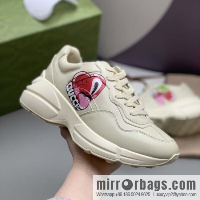 GUCCI women\'s retro sneakers
