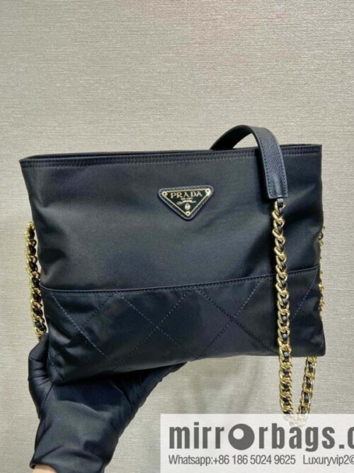 wsxc1717170595974_0-800x80025slcsd412z196116_20250709024524.jpg PRADA 🎉 crossbody bag 🎉🎉🎉 1BD645