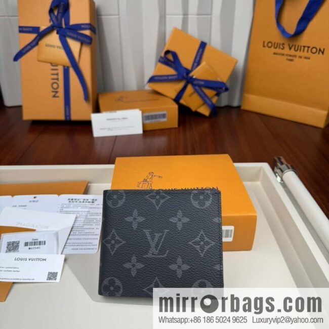 LV M62545 Premium