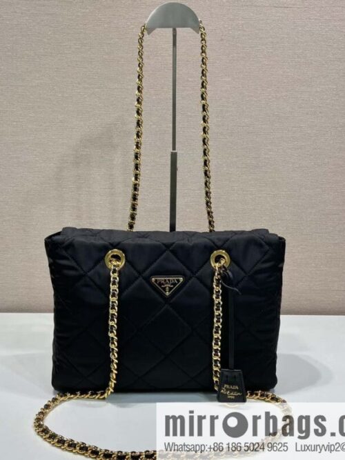 wsxc1718290279369_0-800x800fhoaimn4gdv195443_20250709022405.jpg PRADA 🎉 medieval zipper medium 🎉 1BG529