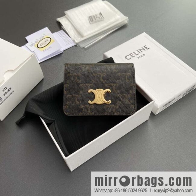 CELINE TRIOMPHE logo printed short wallet 10K623DPV.38NO 622