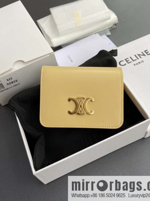 wsxc1718371975535_0-800x800k1osaq0lp1h195332_20250709022035.jpg Celine TRIOMPHE shiny cow leather (fabric) short wallet 10K623DPV.38NO 622