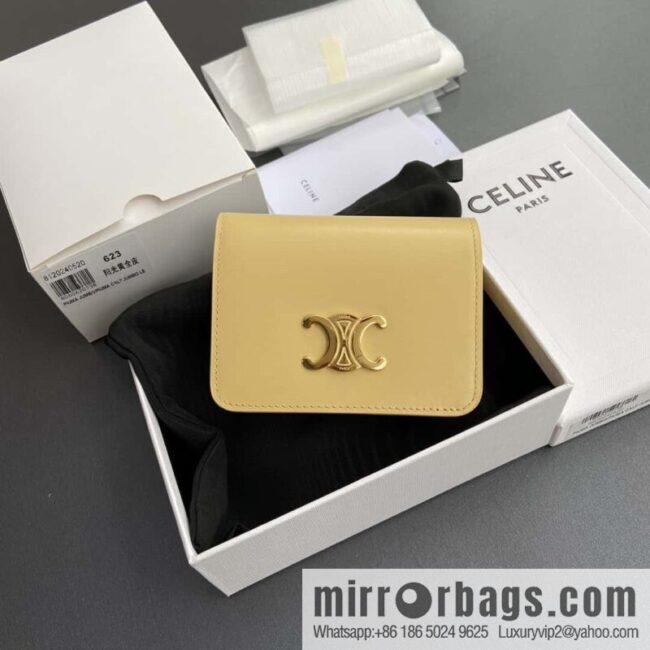 Celine TRIOMPHE shiny cow leather (fabric) short wallet 10K623DPV.38NO 622