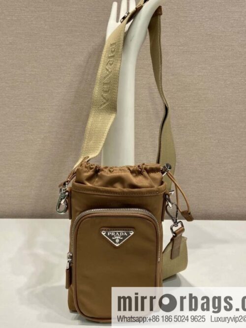 wsxc1718461520224_0-800x8004z0i1byxdw0192243_20250709004701.jpg Prada 🎉 new mobile phone case 🎉 2ZH155