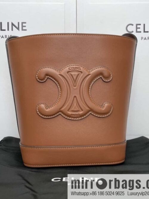 wsxc1718466625592_0-800x800pzfjkr3bvxi192060_20250709004121.jpg CELINE CUIR TRIOMPHE Small smooth leather bucket bag 198243