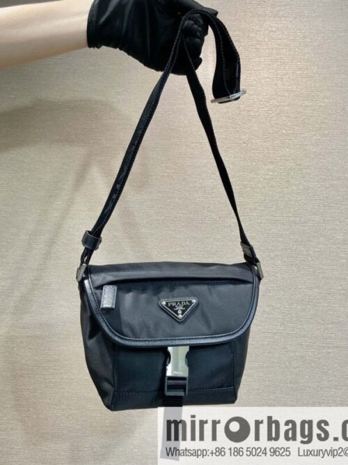 wsxc1718730544330_0-800x8003djvdlhif3t189178_20250708230706.jpg PRADA 🎉 new messenger bag 🎉 2VD070 mini