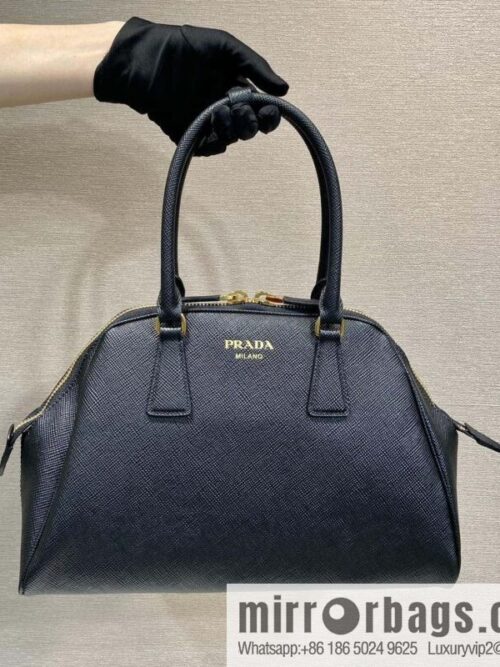 wsxc1719304555537_0-800x800mrql3fphb11188166_20250708223615.jpg PRADA 🎉 new shell bag 🎉 1BG537