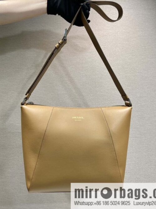 wsxc1719305396923_0-800x800zh2h3fvwhuv188069_20250708223306.jpg PRADA 🎉 new mailman bag 🎉 2VH177 brown