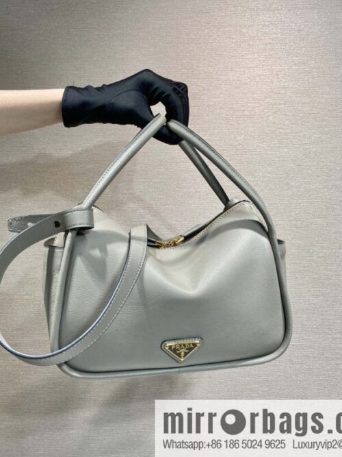 wsxc1719394763217_0-800x800ihusy4qiyd5187809_20250708222520.jpg PRADA 🎉 new 🎉 1BA451 new color