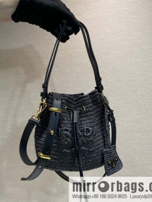 wsxc1719486698011_0-800x8002mdn22szsr0185160_20250708210627.jpg PRADA 🎉 bucket bag 🎉 1BE068