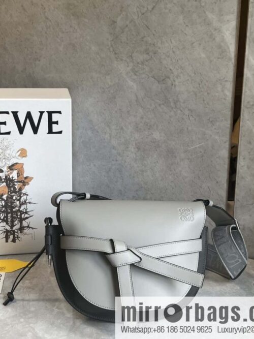 wsxc1720280433607_0-800x800jzt3gympych184104_20250708203723.jpg LOEWE upgraded letter wide shoulder strap saddle bag GateDual handbag 0671