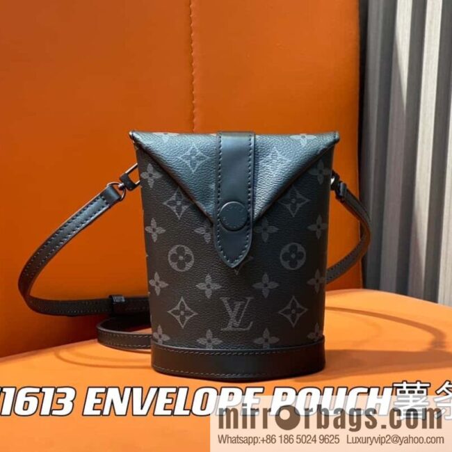 [Boutique‑grade] M11613 black flower, men\'s bag French fry bag series ENVELOPE POUCH French fry bag