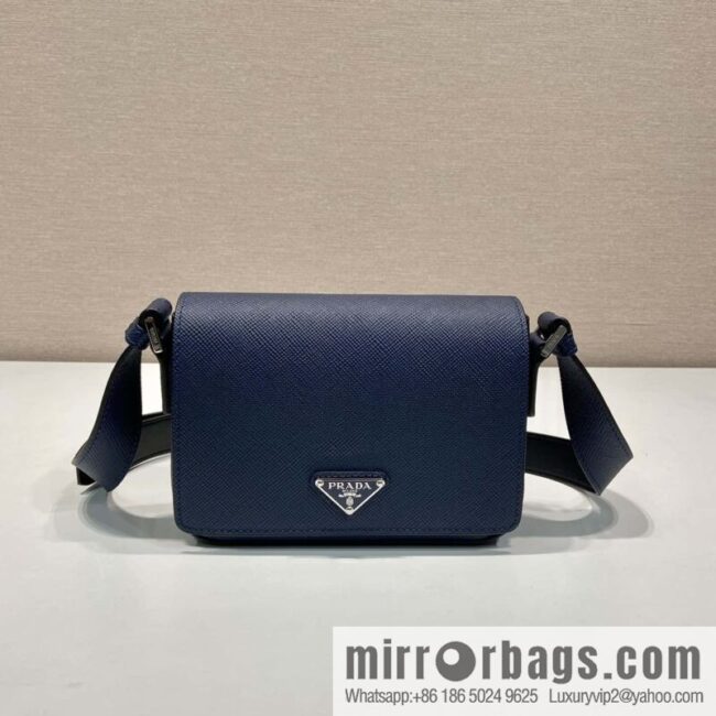 PRADA 🎉 new 🎉 2VD065 shoulder bag new color