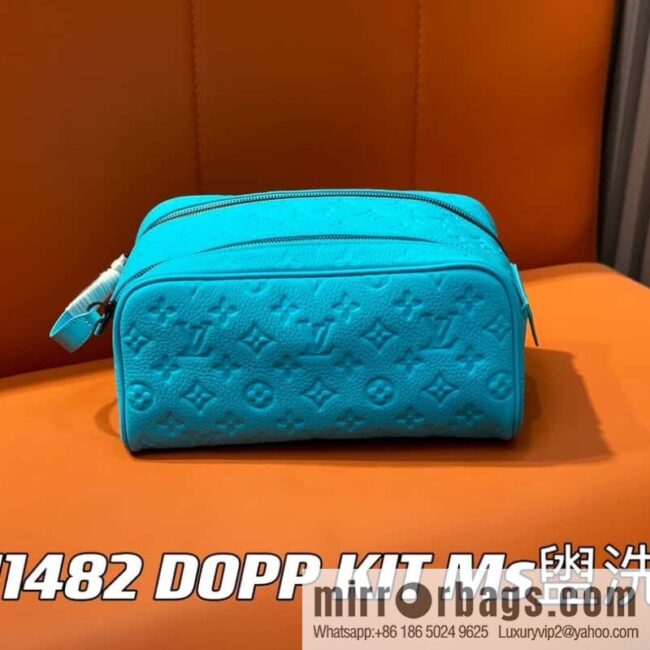 [Boutique‑grade] M11482 blue full leather embossed, toilet bag series, the new DOPP KIT Ms toilet bag of the season M44494