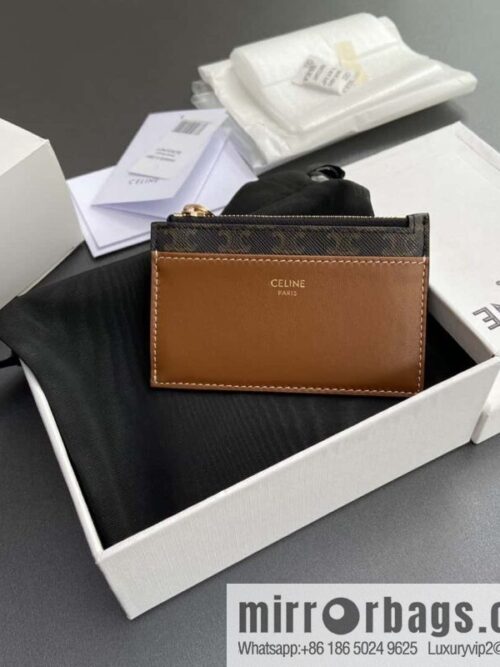 wsxc1722012657396_0-800x8000paxbchqixg173777_20250705224910.jpg CELINE TRIOMPHE Logo Printed Sheepskin Zipper Card Pack 10F992BZ.9.04LU