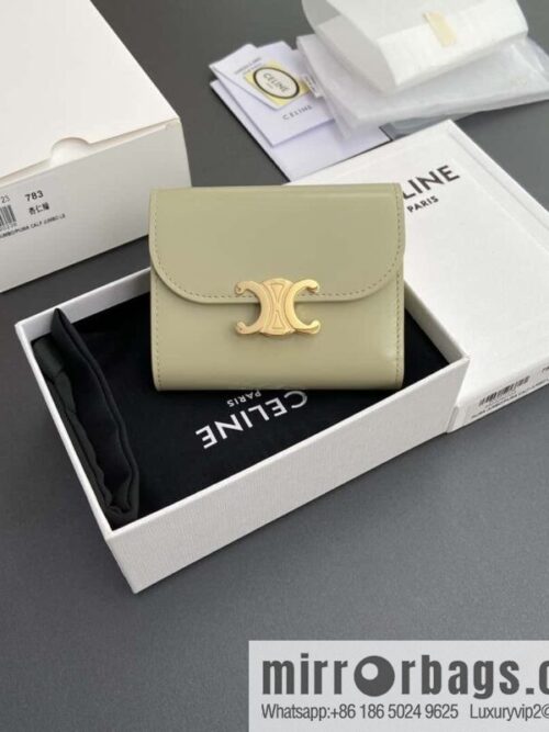 wsxc1722525195376_0-800x800hoora2lnxcw173509_20250705224105.jpg CELINE TRIOMPHE shiny cow leather wallet 10D782CQH.04LU783