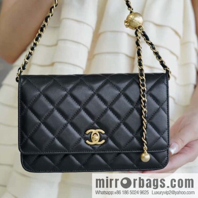 wsxc1723214870396_1-800x800en4usmtkgrp173426_20250705223811.jpg CHANEL π
Metal Ball Black AP1450