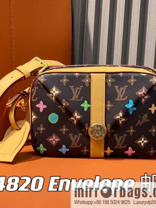 [Premium‑quality] M24820 brown color, variable code chip version, men\'s bag messenger bag series Envelope messenger bag