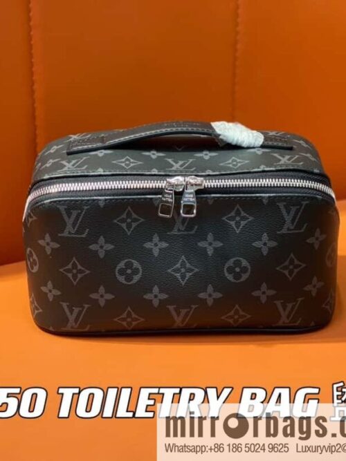 [Boutique‑grade] M11750 black flower M11508 toilet bag clutch bag series TOILETRY BAG toilet bag