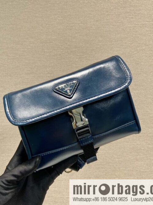 wsxc1724257093480_0-800x8000k2dsfbb0bc172990_20250705222527.jpg PRADA 🎉 oil wax leather small mail carrier bag 🎉 2ZH108 mobile phone bag