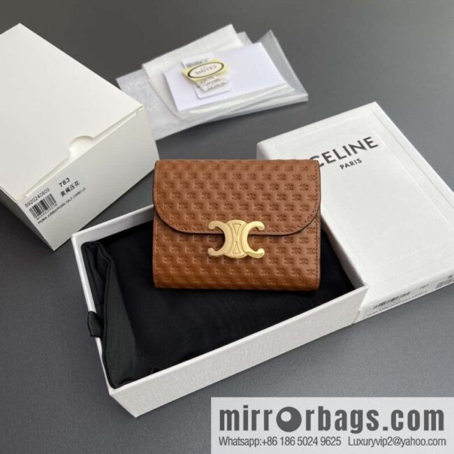 CELINE TRIOMPHE Glossy Sheep Leather Flower Wallet 10D782CQH.04LU783
