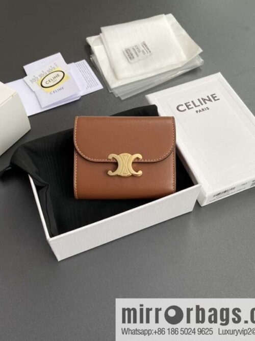 wsxc1724852438977_0-800x800pqx2prgwadg169985_20250705204202.jpg CELINE TRIOMPHE shiny sheep leather wallet 10D782CQH.04LU783