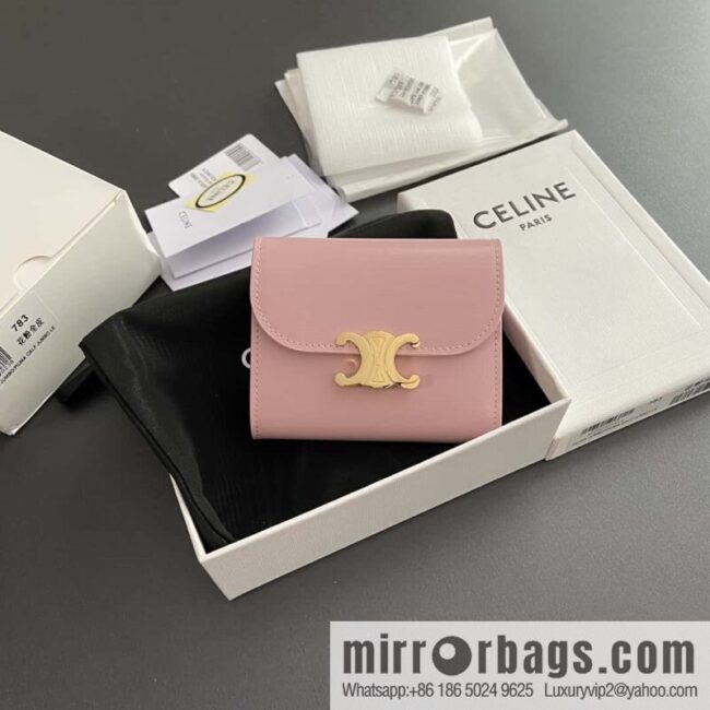 CELINE TRIOMPHE shiny cow leather wallet 10D782CQH.04LU783 pollen full leather