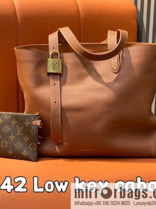 [Boutique‑grade] M25342 brown, full leather shopping bag M25341 M25343 Low key cabas handbag