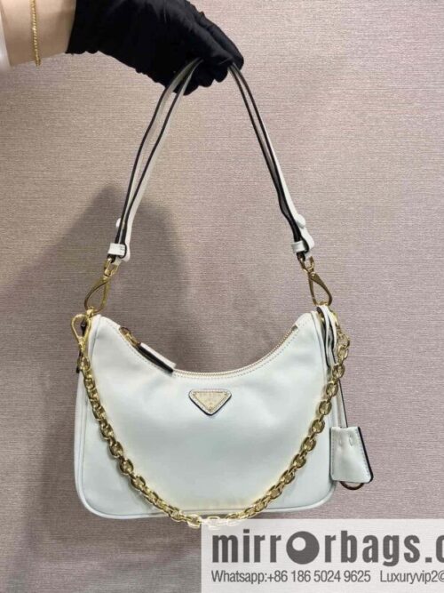 wsxc1725547894212_0-800x800tkumfmxpisf164643_20250705180904.jpg PRADA 🎉 New Hoho 🎉 1 BC 204B Hand Carry/Underarm Bag/Crossbody Bag