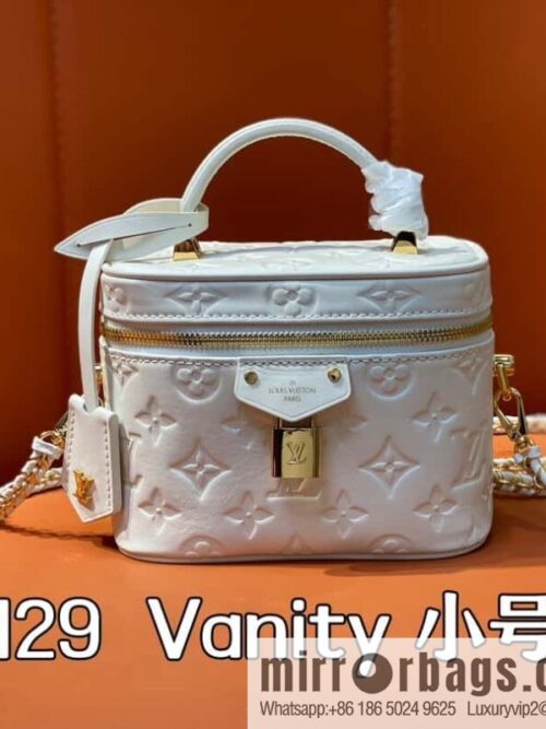 [Boutique‑grade] M25129 white, full leather embossed cosmetic bag series, variable size chip version M25219 white M25123 black, this Vanity small handbag.