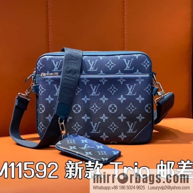 [Premium‑quality] M11592 blue gradual change men\'s bag three-piece series, variable code chip version, the latest Trio mailman bag