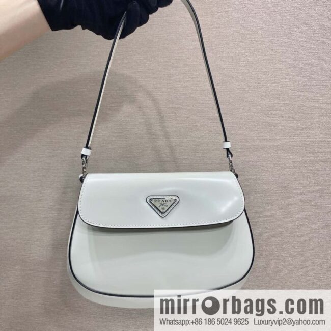 PRADA 🎉 new armpit bag 🎉 2022 new color medieval armpit bag 😘 1BD311