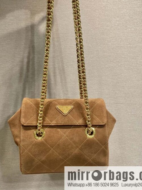 wsxc1727016716366_0-800x800lxdsn1wjf2n159076_20250705143126.jpg PRADA 🎉 🎉 1BD600 Suede