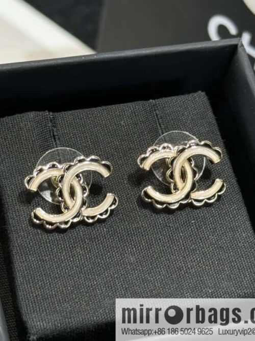 wsxc1727100826149_0-800x800eslivliz3vh52347_20250630004147.jpg ☀️New ☑️ chanel c1 double c stud earrings